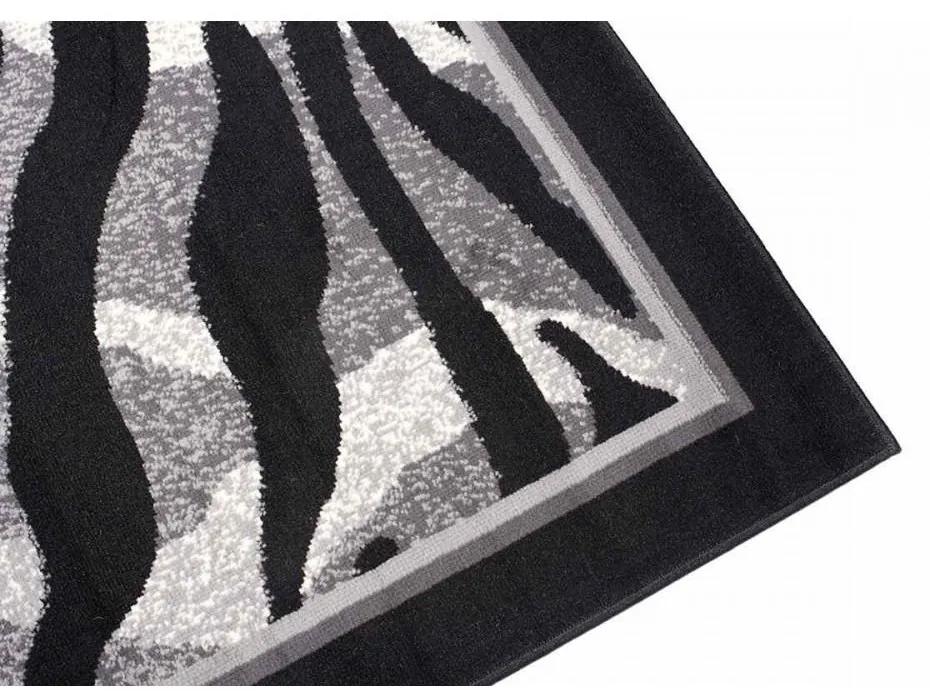 Kusový koberec PP Trio čierny 160x220cm