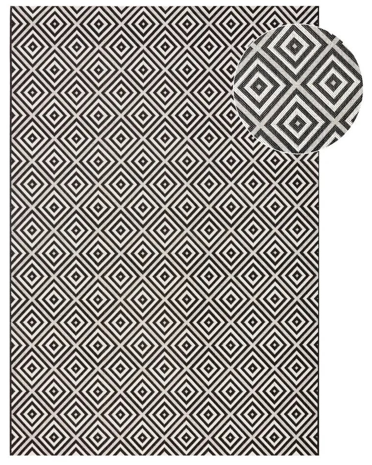 Čierno-biely vonkajší koberec NORTHRUGS Karo, 140 × 200 cm