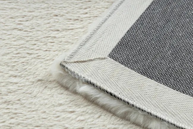 Koberec BUNNY slonia kosť