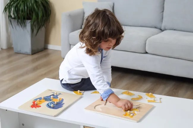 Puzzle na podložke s rúčkami Viga 44611 psík