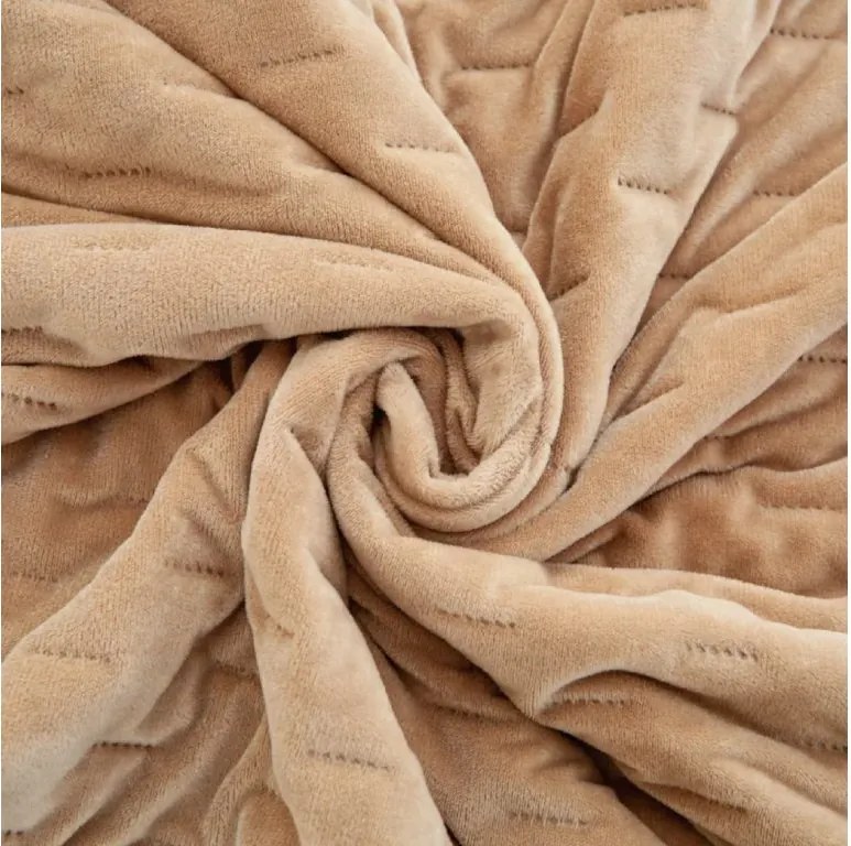 Zamatový prehoz na posteľ ASTRALIA, tmavobéžový Rozmer: 200 x 220 cm