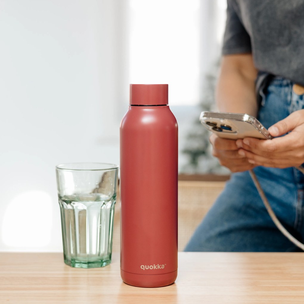 Nerezová termofľaša Solid Firebrick Red 630 ml