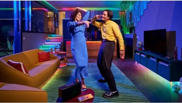 Philips - LED RGB Stmievateľný pásik SMART STRIP 5m LED/7W/230V 2200-6500K Wi-Fi