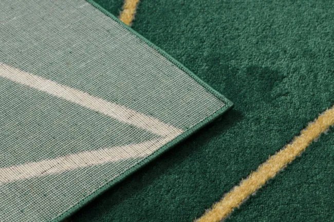 Koberec EMERALD exkluzívny 1013 glamour, styl geometrický fľaškovo zelený / zlatý