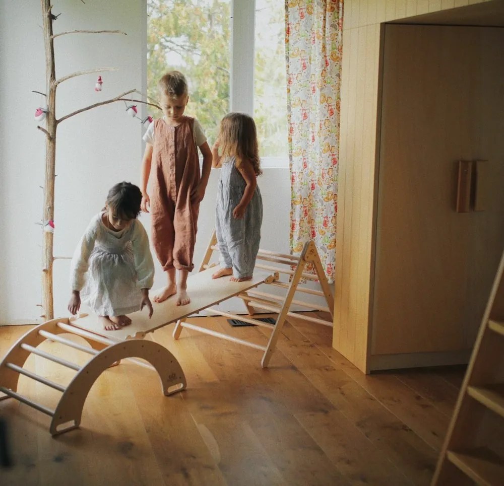 Montessori piklerový hojdací lezecký oblúk / hojdačka