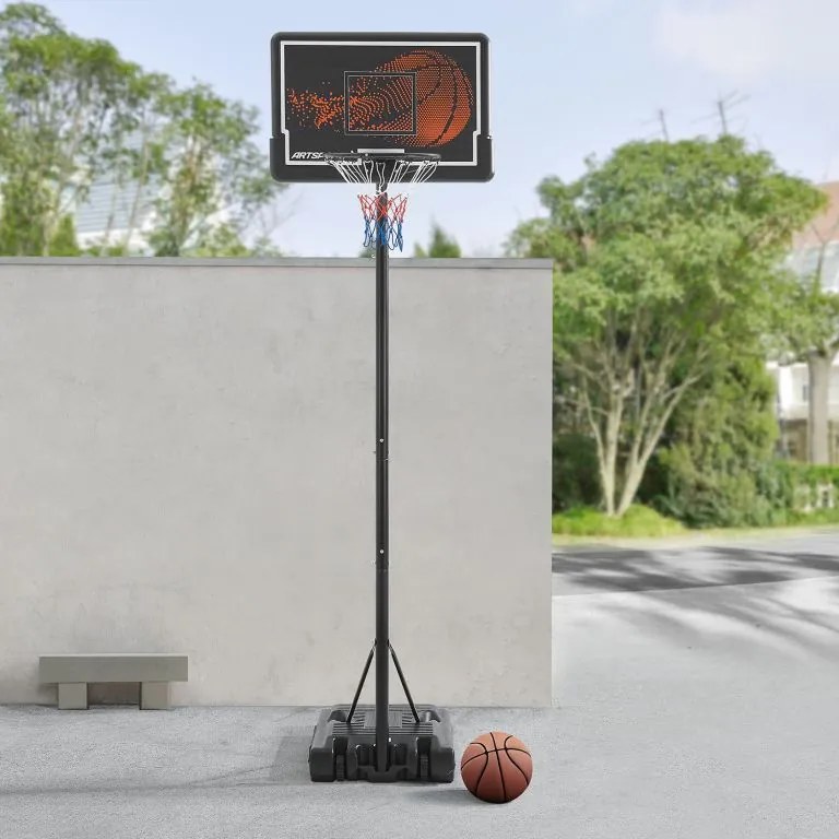 Basketbalový kôš s nastaviteľnou výškou na vonkajšie použiti