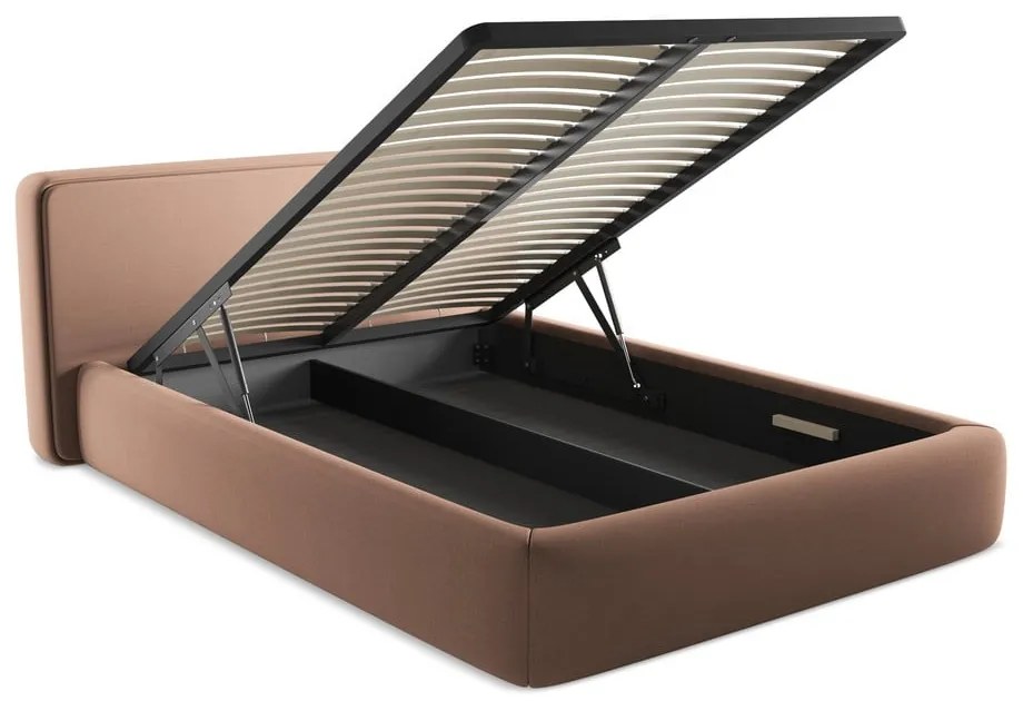 Svetloružová čalúnená dvojlôžková posteľ s úložným priestorom s roštom 140x200 cm Kiana – Makamii