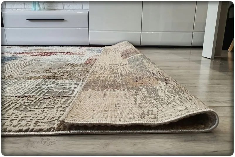 Dekorstudio Moderný koberec LUXESS vzor 33 bordový Rozmer koberca: 80x150cm