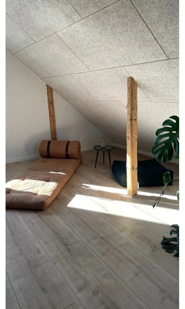 Rozkladacie kreslo so svetlobéžovým poťahom Karup Design Buckle Up Natural