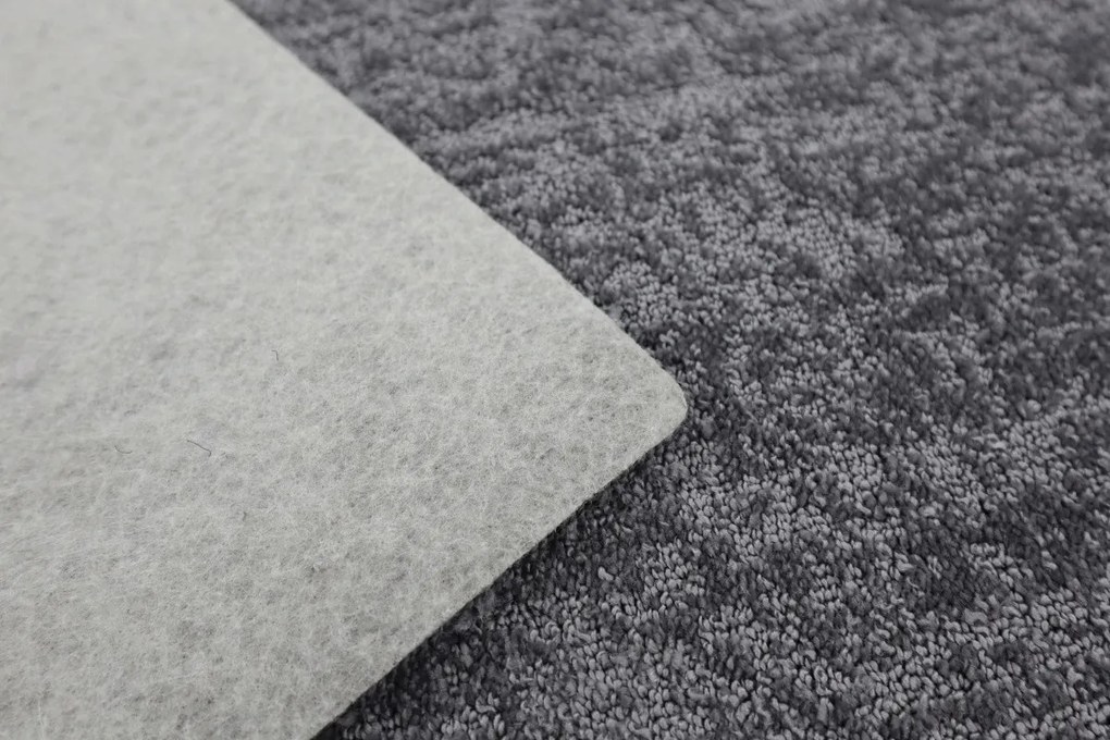 Associated Weavers koberce Metrážny koberec Miriade 96 tmavo šedý - Kruh s obšitím cm