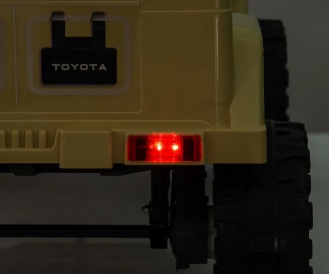 Elektrické autíčko Toyota FJ Cruiser khaki