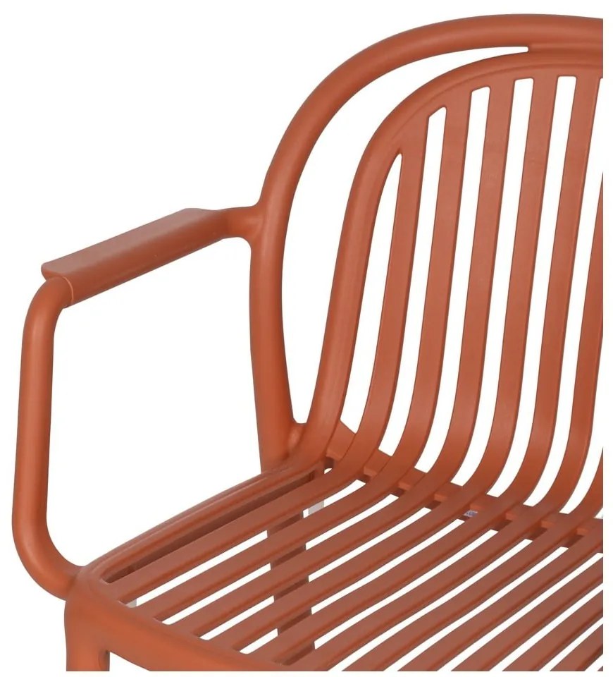 V terakotovej farbe plastová jedálenská stolička Alia – Ixia