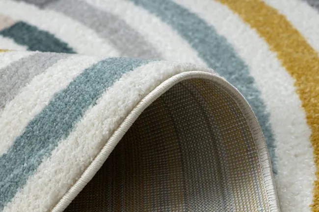 Koberec FUSION Shape 5711 biely / tmavozelený ovál