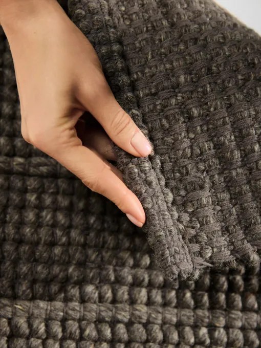 Koberec Ted Baker Camden Parker hnedý / sivý