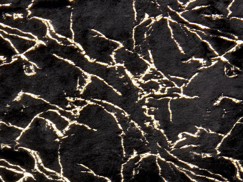 Deka 130 x 180 cm čierna GODAVARI Beliani