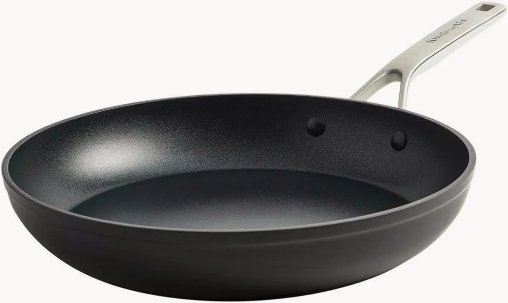 Panvica's nepriľnavým povrchom Forged