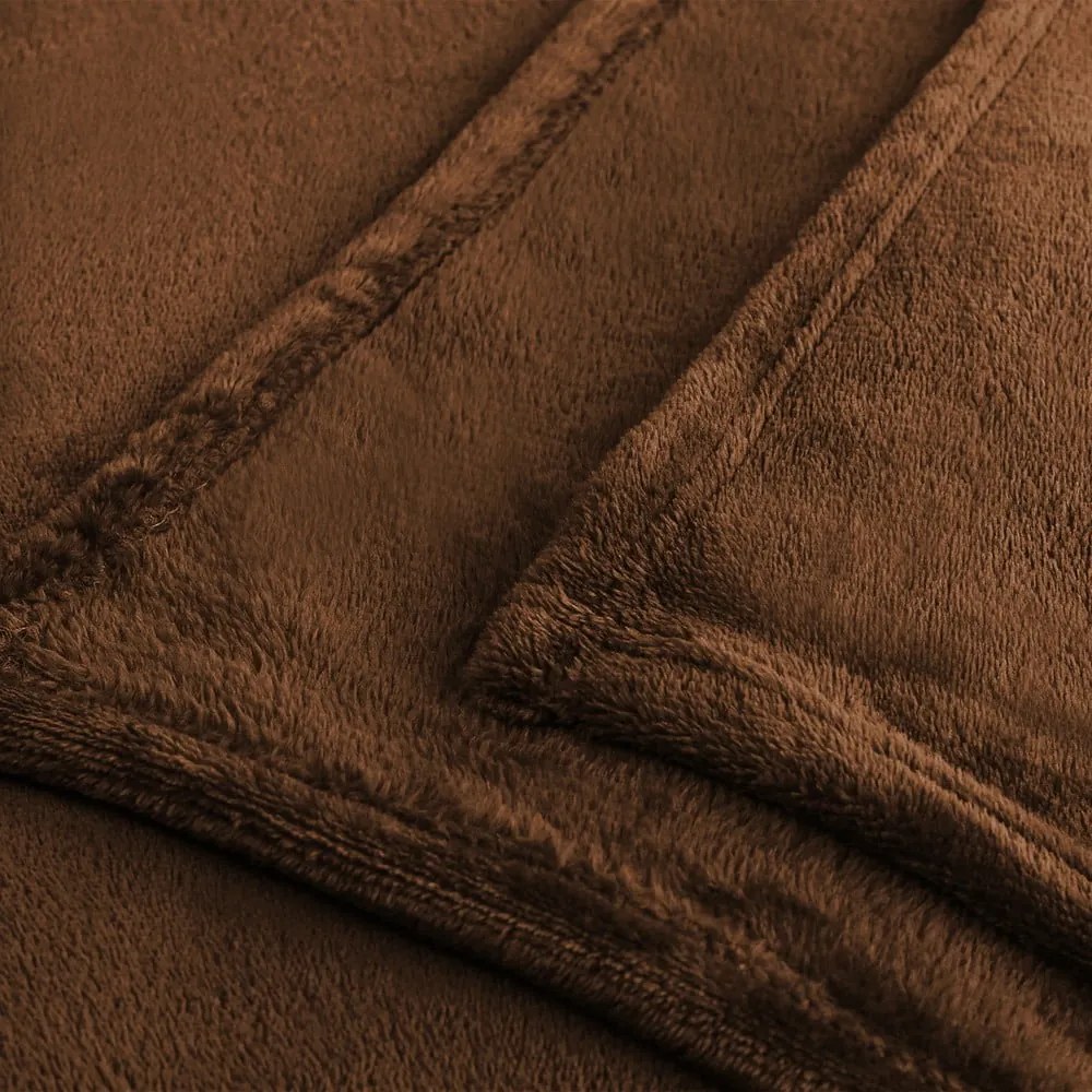 Hnedá deka z mikrovlákna DecoKing Mic, 200 × 220 cm