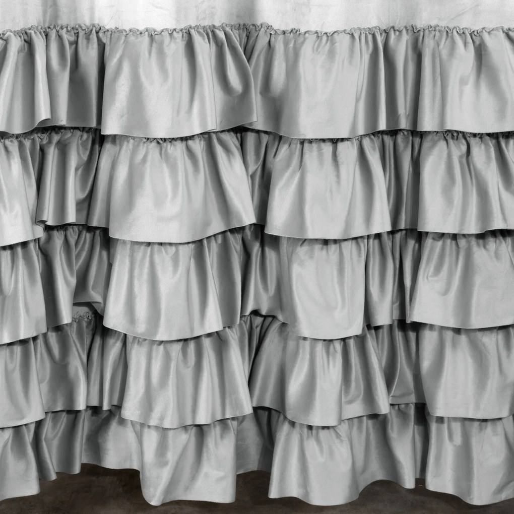 ZATEMŇOVACÍ ZÁVES NA KRÚŽKOCH DANI 140X250 CM STRIEBORNÁ