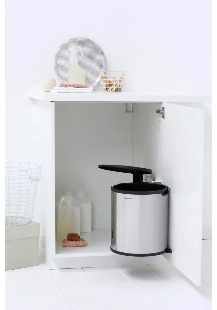 Vstavaný oceľový odpadkový kôš v lesklej striebornej farbe 15 l – Brabantia