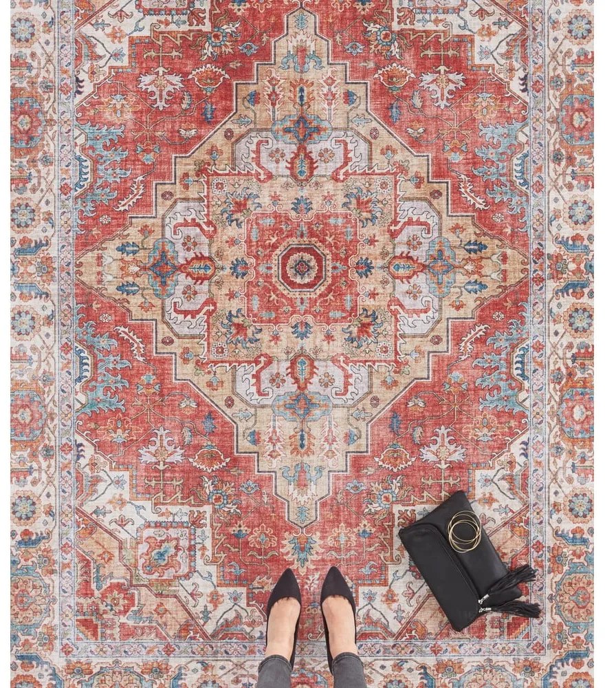 Tehlovočervený koberec Nouristan Sylla, 80 x 150 cm