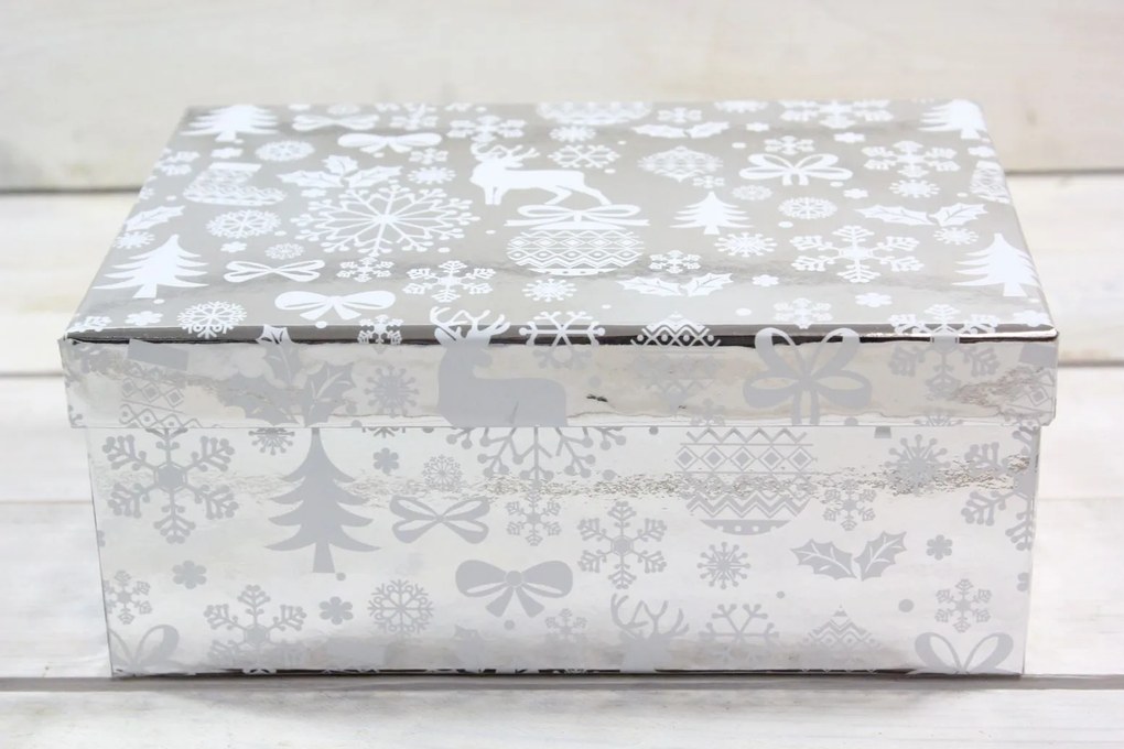 Vianočná darčeková krabica - strieborná (23x9,5x16,5 cm)