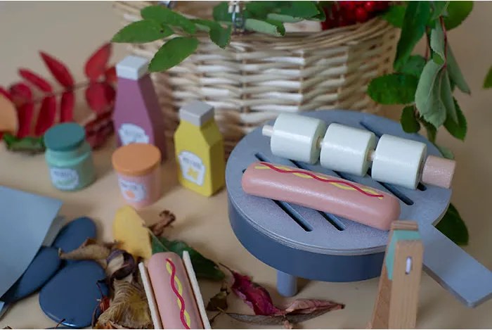 Drevený grilovací kôš pre deti JaBaDaBaDo – grilovací set 3+