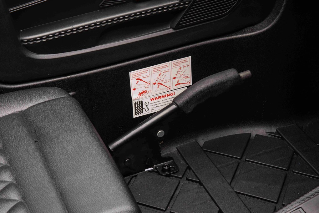 Ramiz Detské autíčko Audi Spyder R8 LIFT čierne