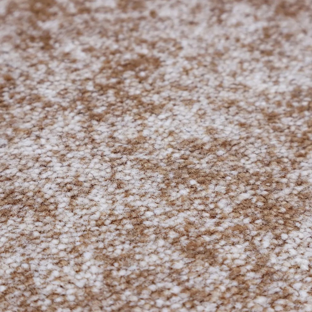 Spoltex, Metrážny koberec Milano 43 tm. béžový, na mieru, šíře 4m,5m, béžová, filc, detská izba