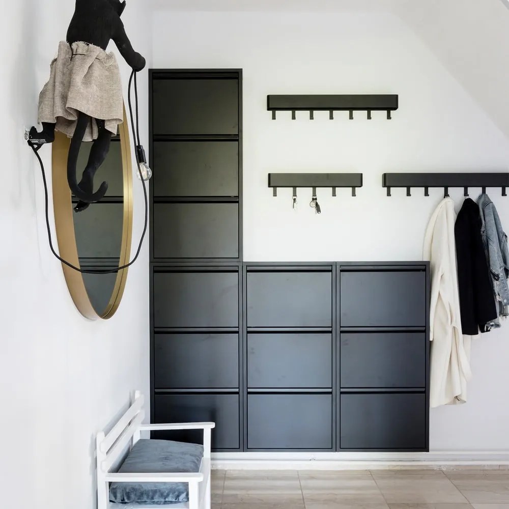 Čierna kovová skrinka na topánky Billy – Spinder Design