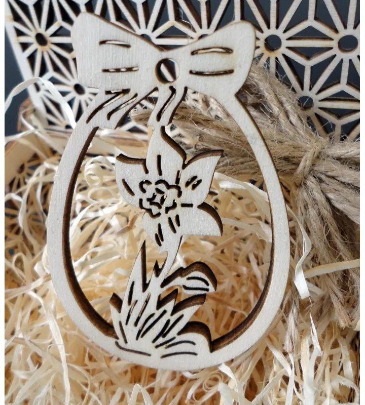 Drevená ozdoba na veľkú noc kvetinovým motívom a mašľou I SENTOP FB-PR0035