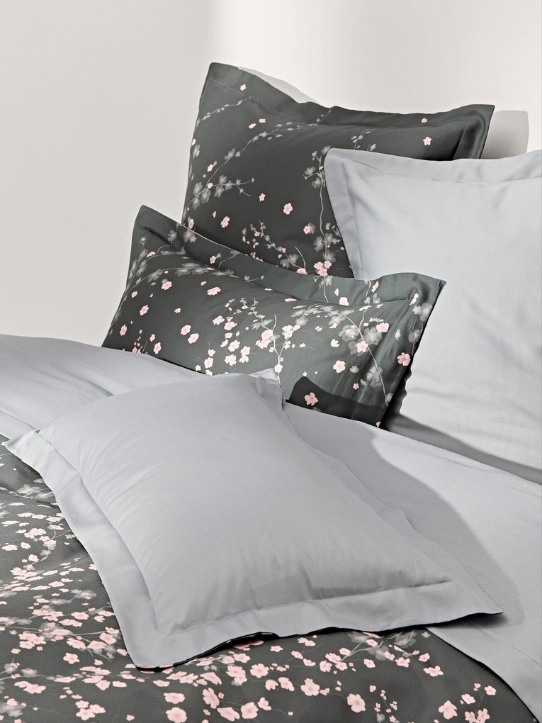 Obliečka na paplón z bavlneného saténu's kvetinovou potlačou Sakura