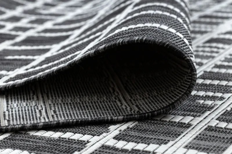 Dywany Łuszczów Kusový koberec Sion Sisal Trellis 22144 black/ecru – na von aj na doma - 120x170 cm