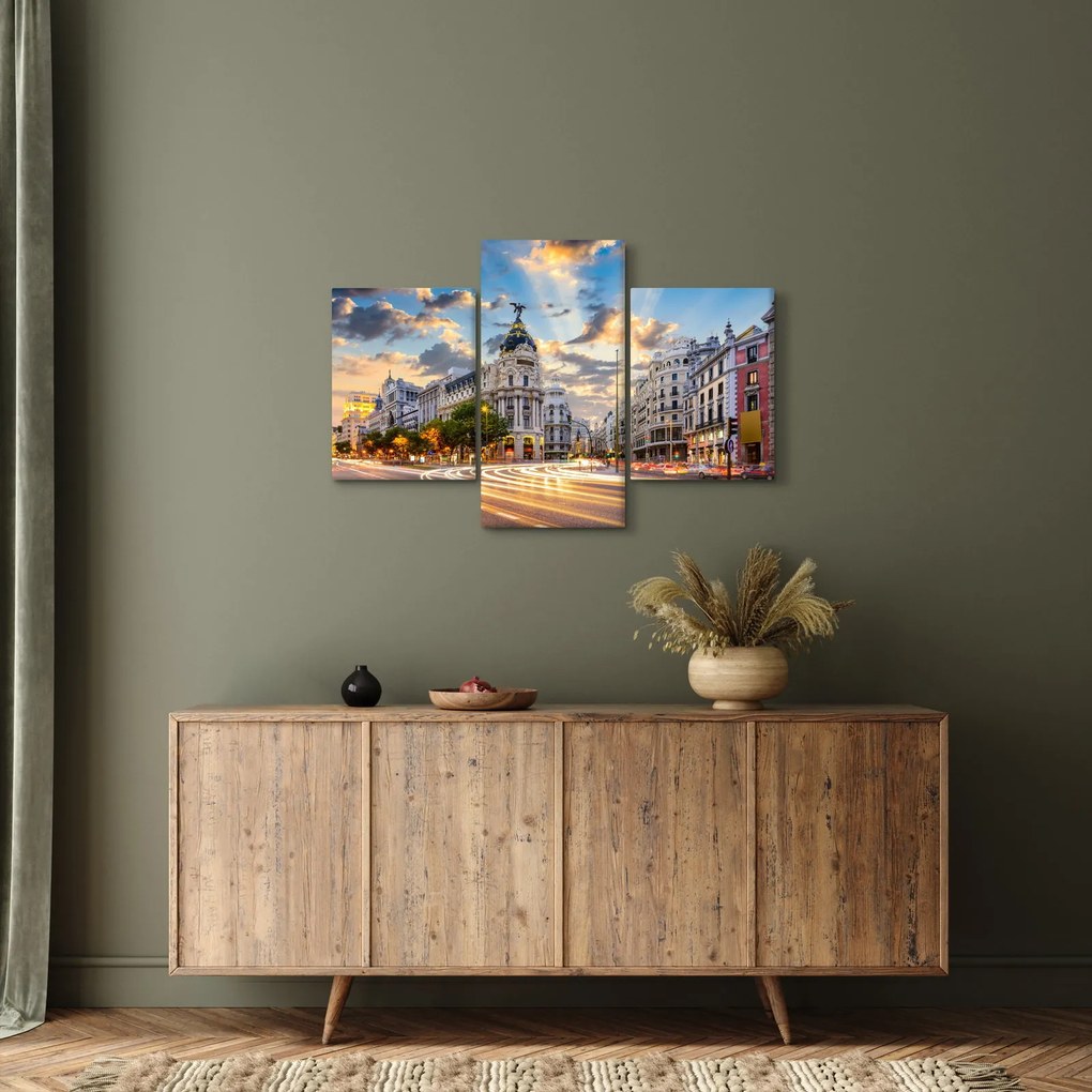 Obraz - Calle Gran Vía, Madrid, Španielsko (90x60 cm)