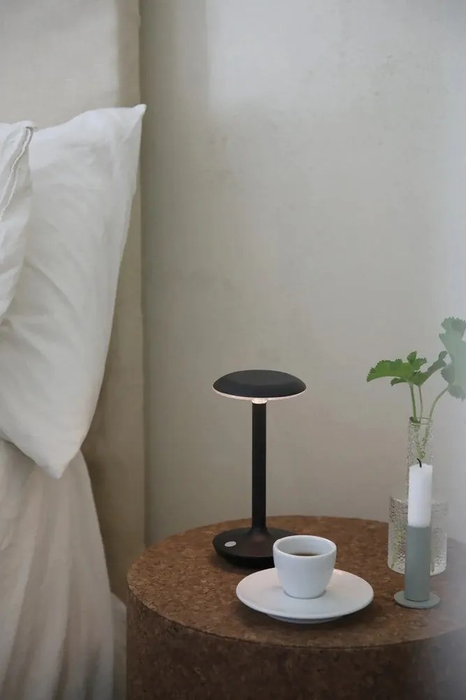 Čierna LED stolová lampa (výška 20 cm) Petit – Markslöjd