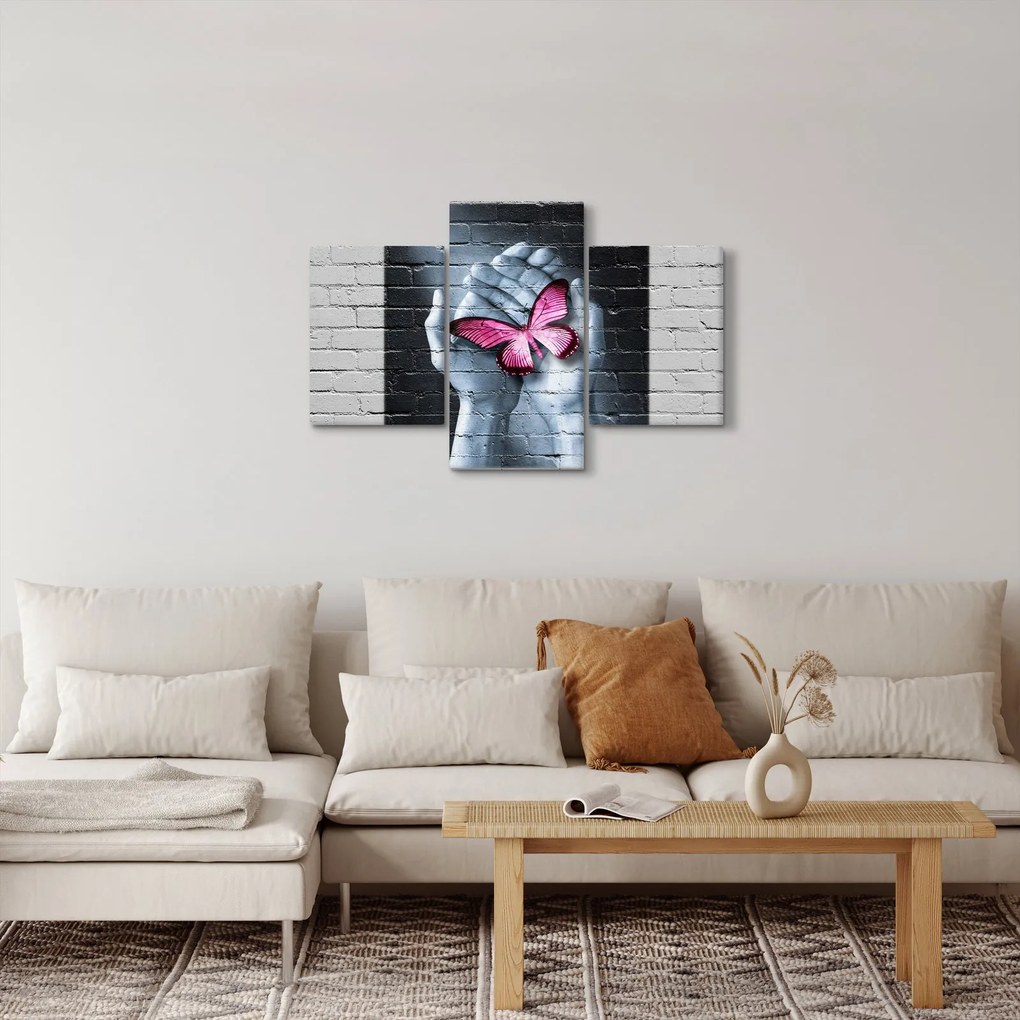 Obraz - Ružový motýľ v stene (90x60 cm)