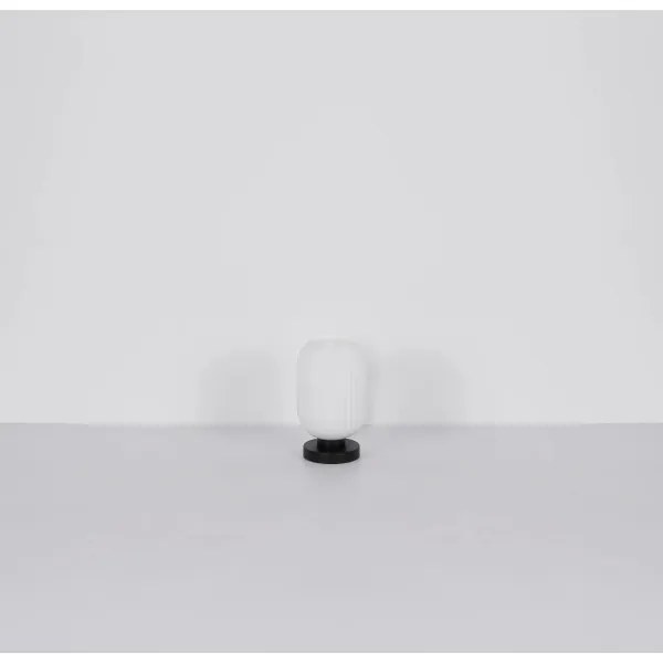 Globo 15469TO - Stolná lampa NORMY 1xE27/40W/230V biela