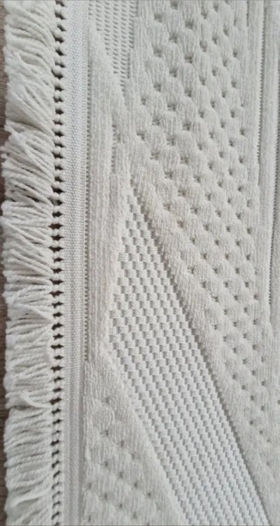Moderný koberec v boho štýle TWIST CREAM 30629A – krémová a béž Rozmer: 160x230 cm