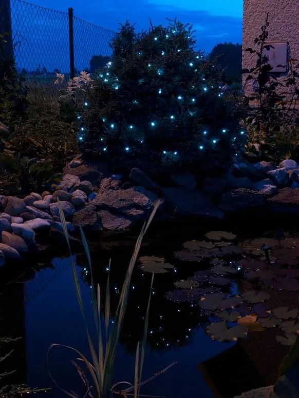 DECOLED Vonkajšia reťaz SOLAR 10 m, ľadovo biela, 100 diód