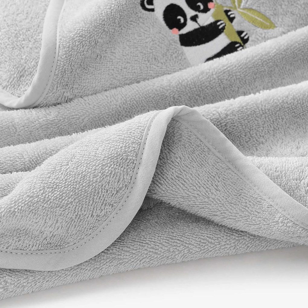 Goldea detská froté osuška s kapucňou - panda na svetlo sivej 100 x 100 cm