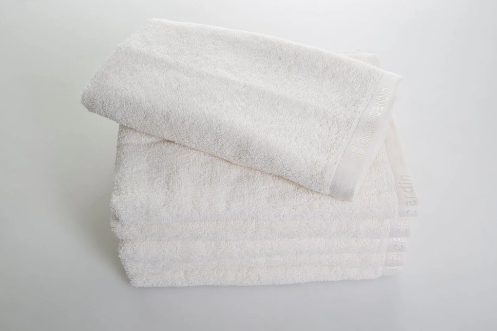 BAVLNENÝ UTERÁK PIERRE CARDIN EVI 50X90 KRÉMOVÁ