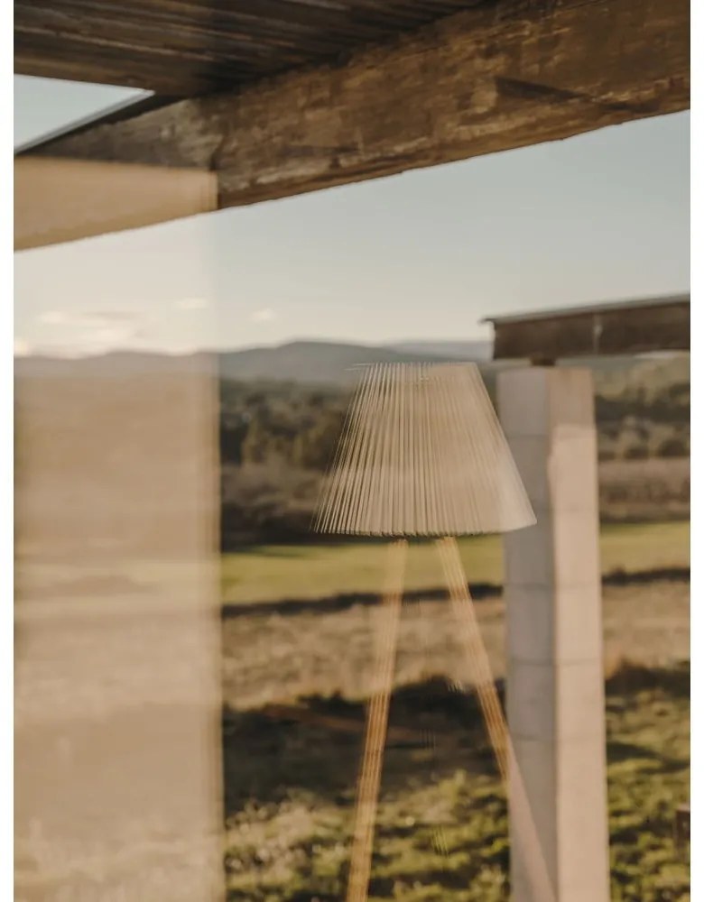 Stojacia lampa v prírodnej farbe s textilným tienidlom (výška 149 cm) Benicarlo – Kave Home