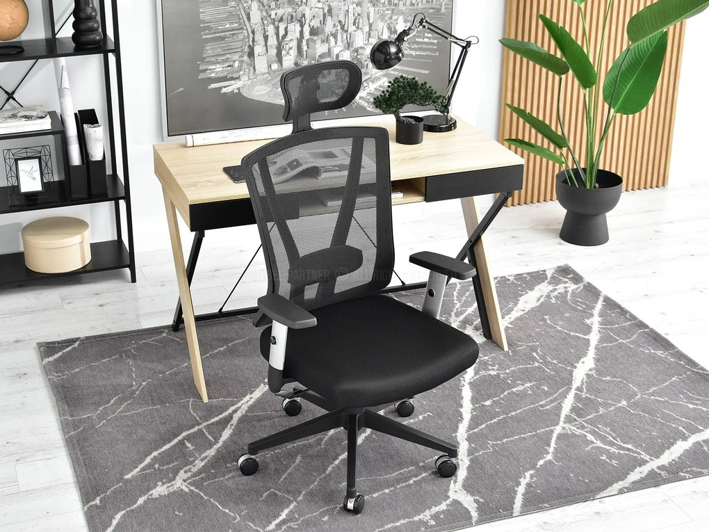 Stolička Fenty (čierna). Akcia -22%. Vlastná spoľahlivá doprava až k Vám domov. 1110502