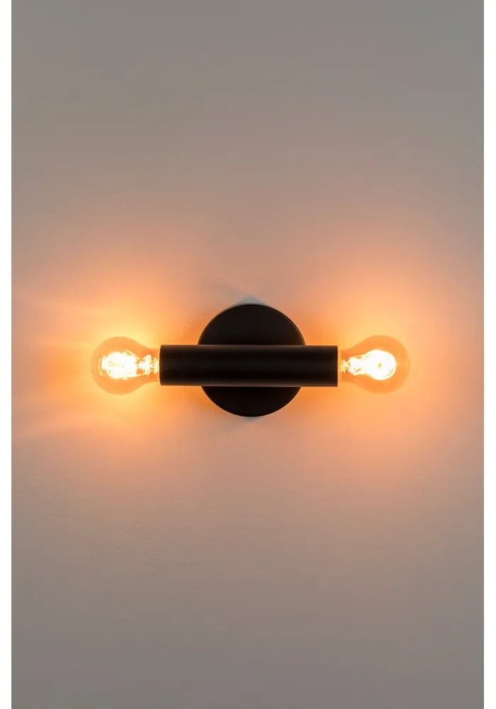 Čierne nástenné svietidlo Hawk - Zuiver