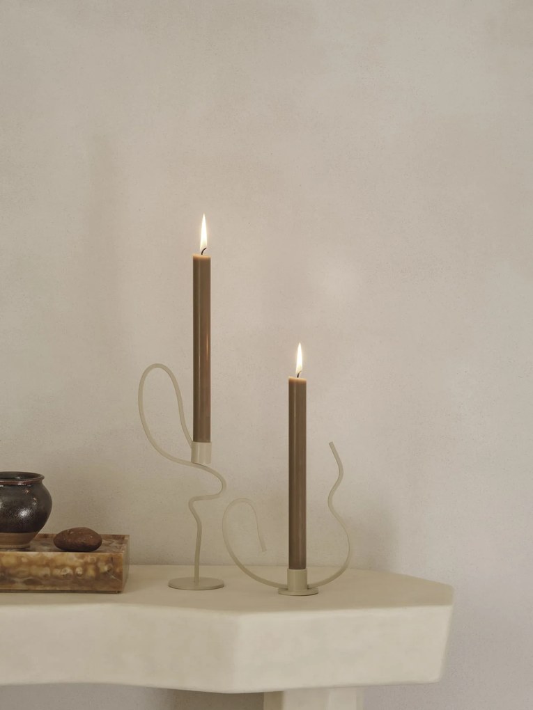 Ferm Living Kovový svietnik Valse Cashmere Low