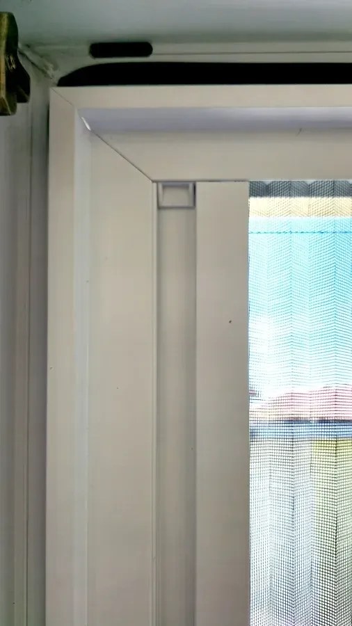 Sieťky proti hmyzu na DVERE - PLISSÉ KLIK - bežné odtiene