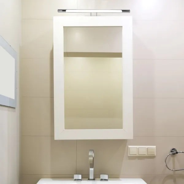 LED Osvetlenie zrkadla LED/9W/230V 3000K 50cm lesklý chróm