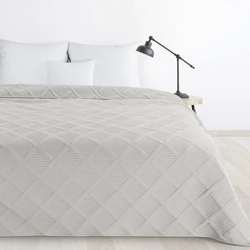 Dekorstudio Prehoz na posteľ ALARA5 v striebornej farbe Rozmer prehozu (šírka x dĺžka): 200x220cm