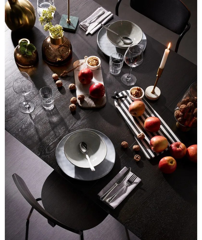 Rozkladací jedálenský stôl s doskou v dekore jaseňového dreva 90x140 cm Norfort – Kave Home