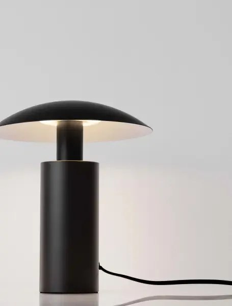 LED čierna stolná lampa Karpos