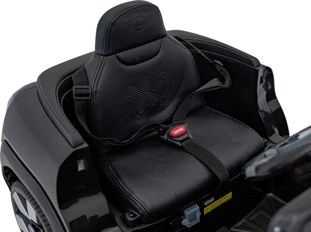 Ramiz Mini Concept Aceman Čierne vozidlo